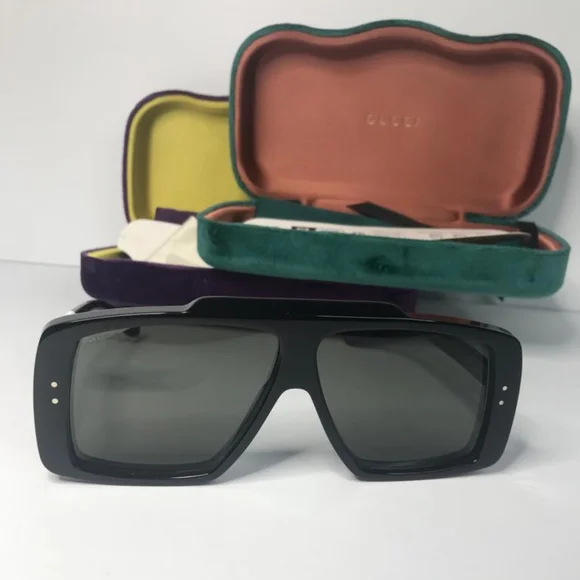 💯 Original Gucci Grey Shield Unisex Sunglasses GG1369S 001 62 .
